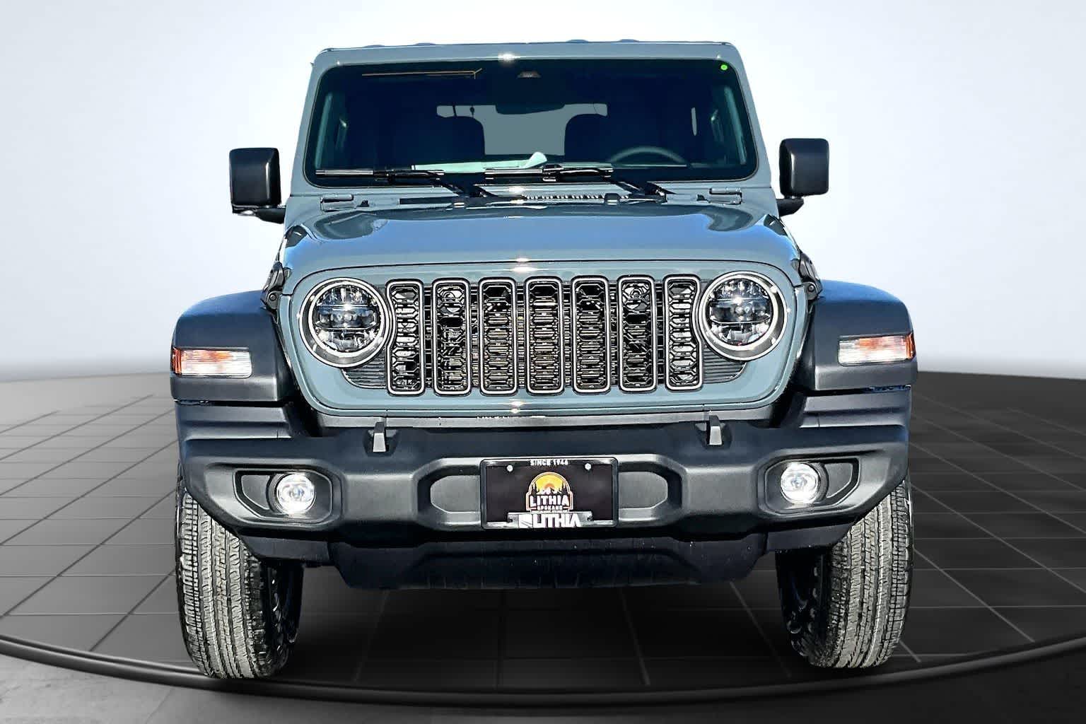 Thumbnail: 2026 Jeep Wrangler - 6
