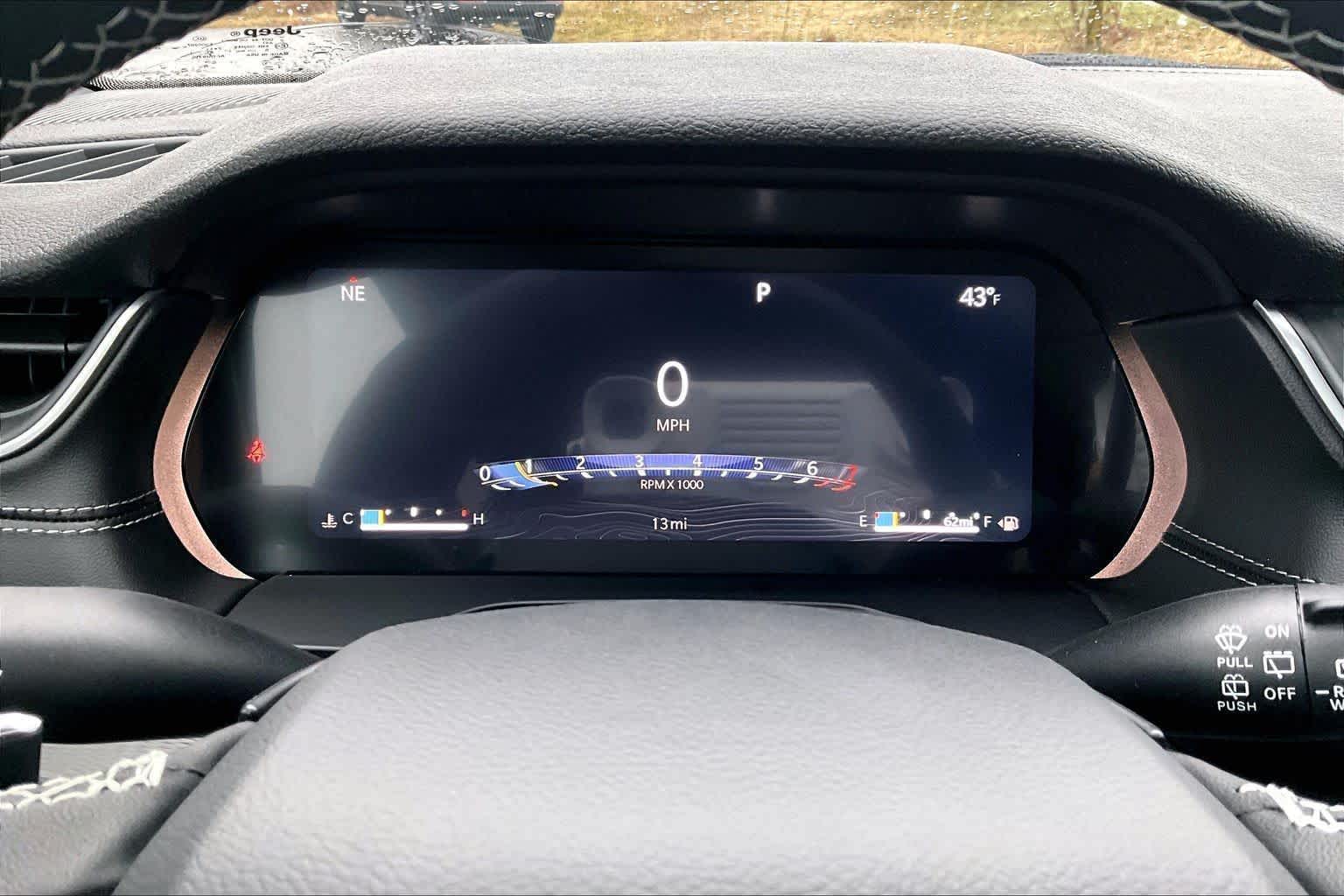 Thumbnail: 2025 Jeep Grand Cherokee - 18