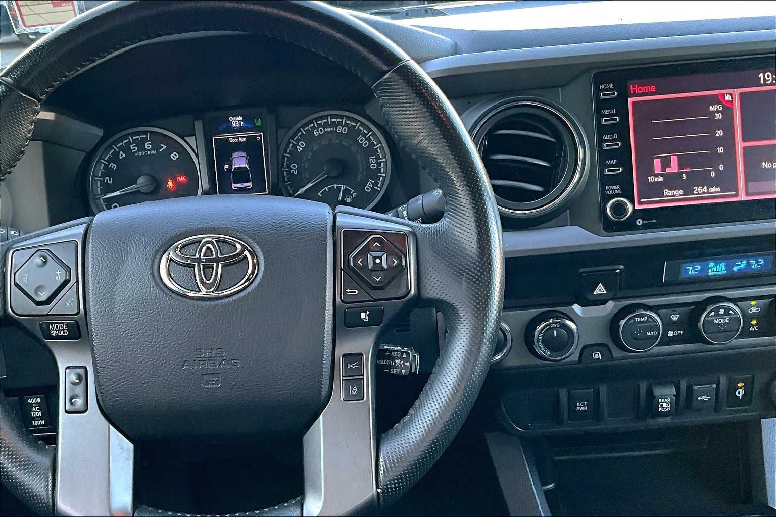 2022 Toyota Tacoma TRD Off-Road 23
