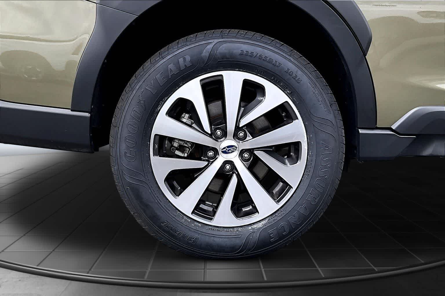 Thumbnail: 2025 Subaru Outback - 35