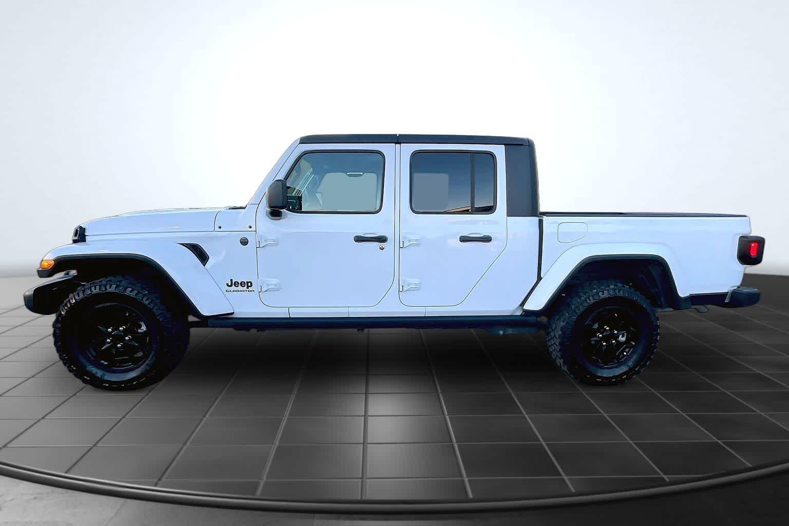 Thumbnail: 2022 Jeep Gladiator - 3