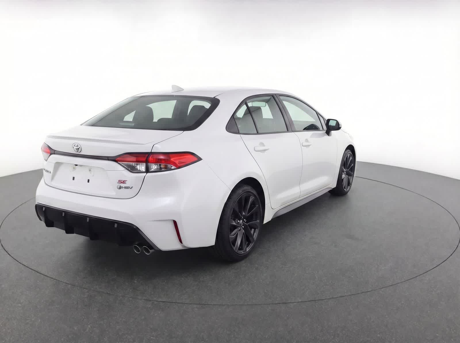 Thumbnail: 2025 Toyota Corolla - 4