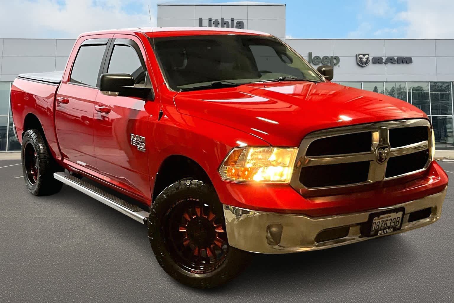 Thumbnail: 2019 RAM 1500 Classic - 22
