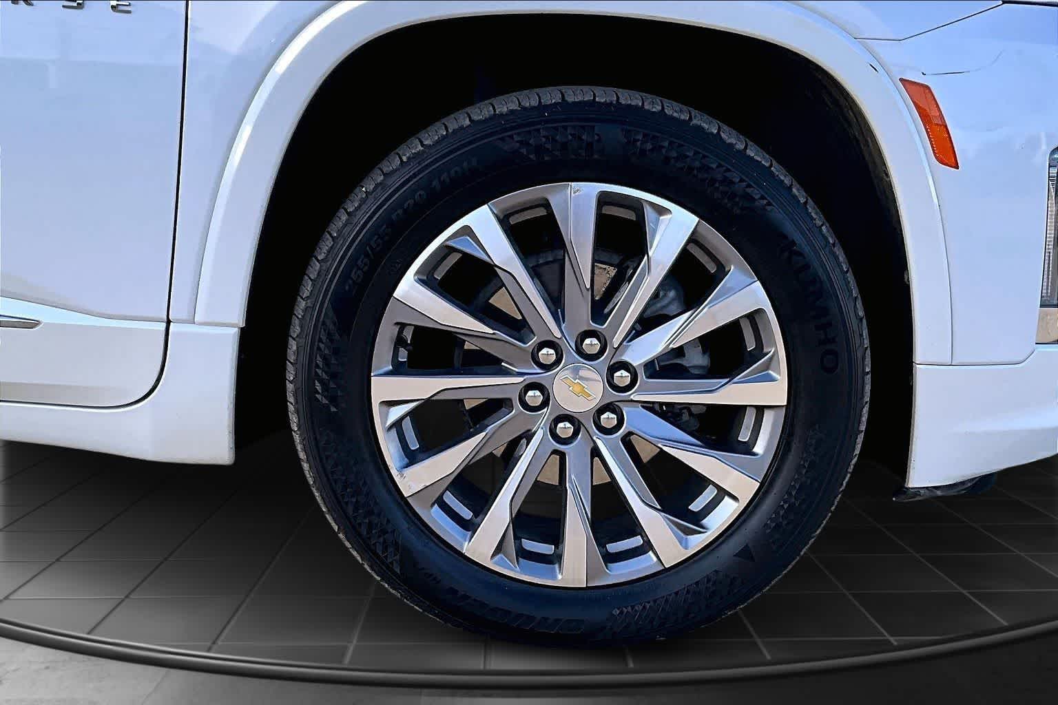 Thumbnail: 2023 Chevrolet Traverse - 34