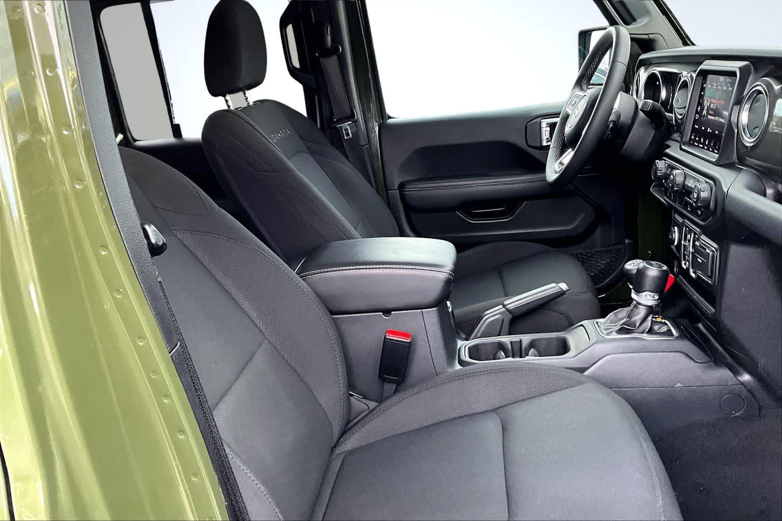 Thumbnail: 2023 Jeep Wrangler - 14