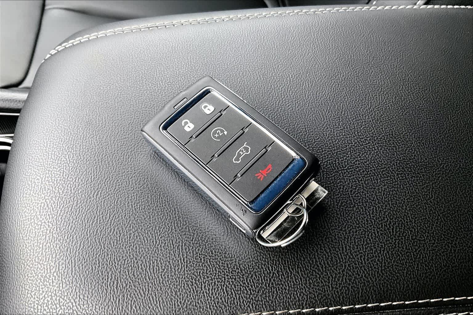 Thumbnail: 2026 Jeep Grand Cherokee - 20