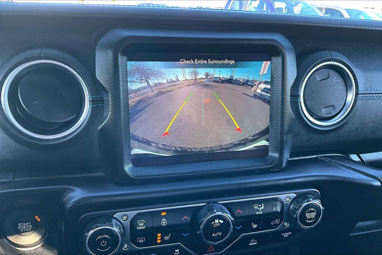 Thumbnail: 2023 Jeep Wrangler - 27