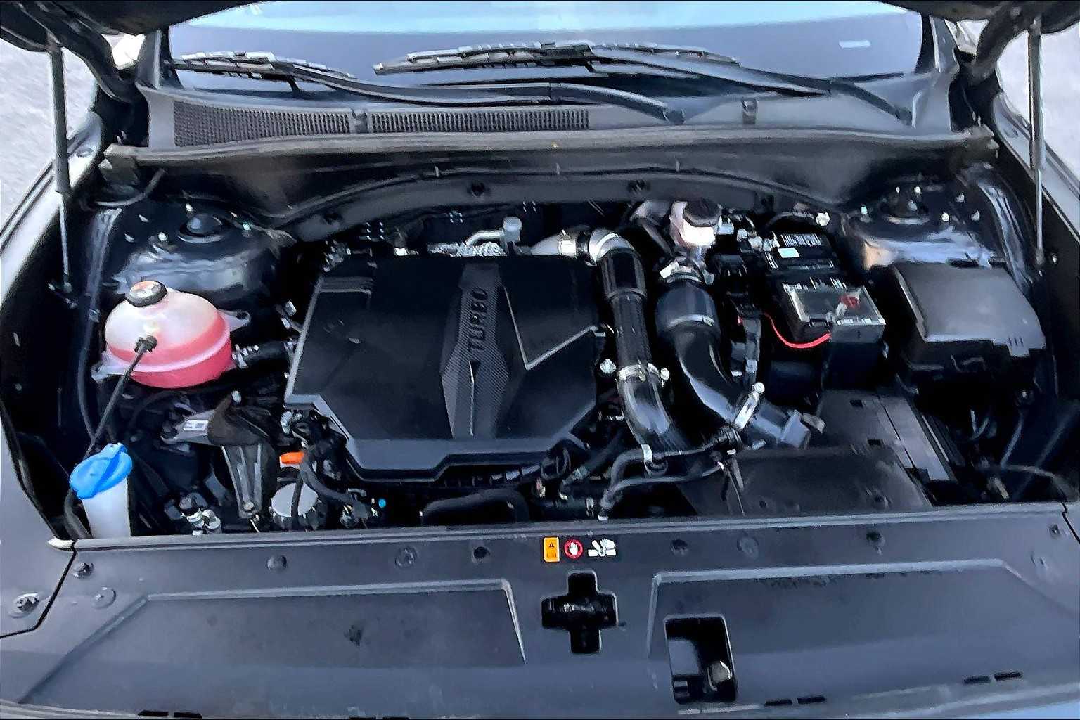 Thumbnail: 2023 Hyundai Santa Fe - 9