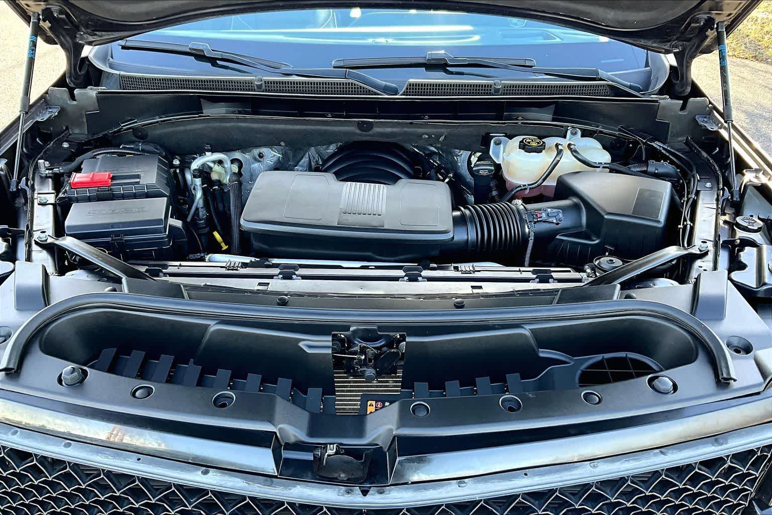 Thumbnail: 2023 Cadillac Escalade - 9