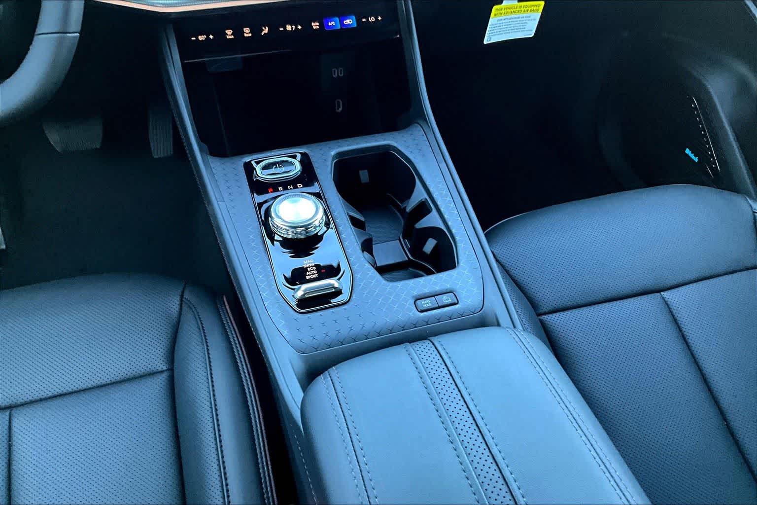 Thumbnail: 2025 Jeep Wagoneer S - 17