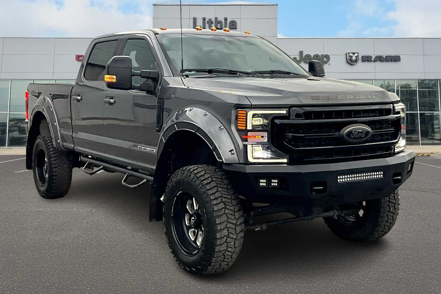 Thumbnail: 2022 Ford Econoline - 22