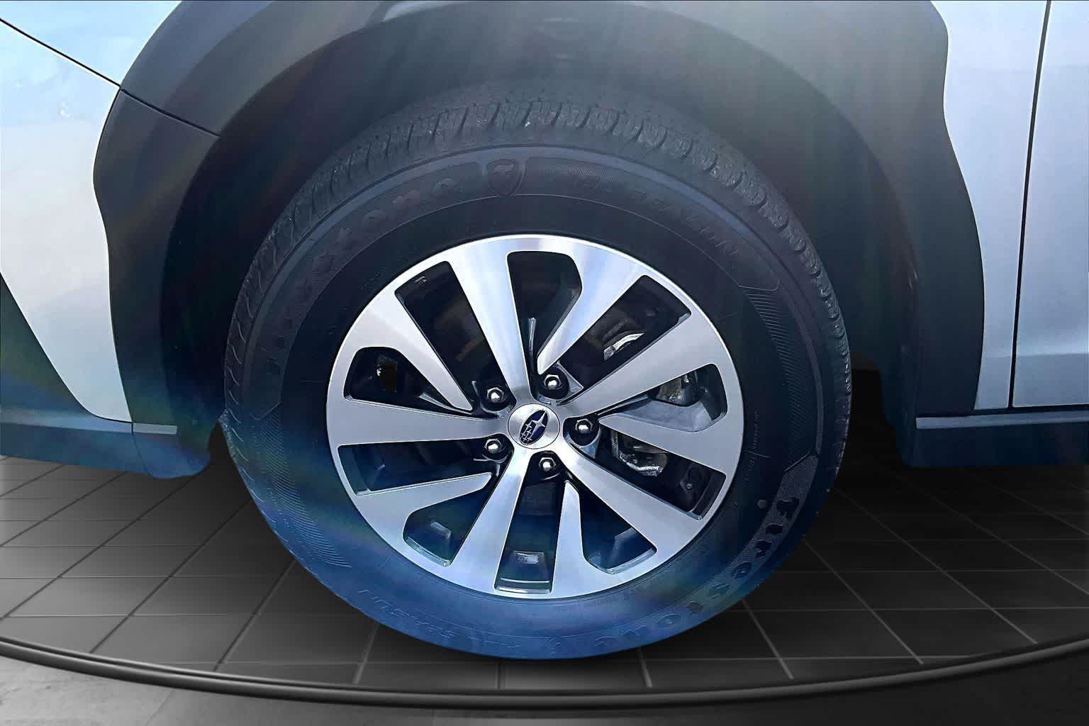 Thumbnail: 2023 Subaru Outback - 8