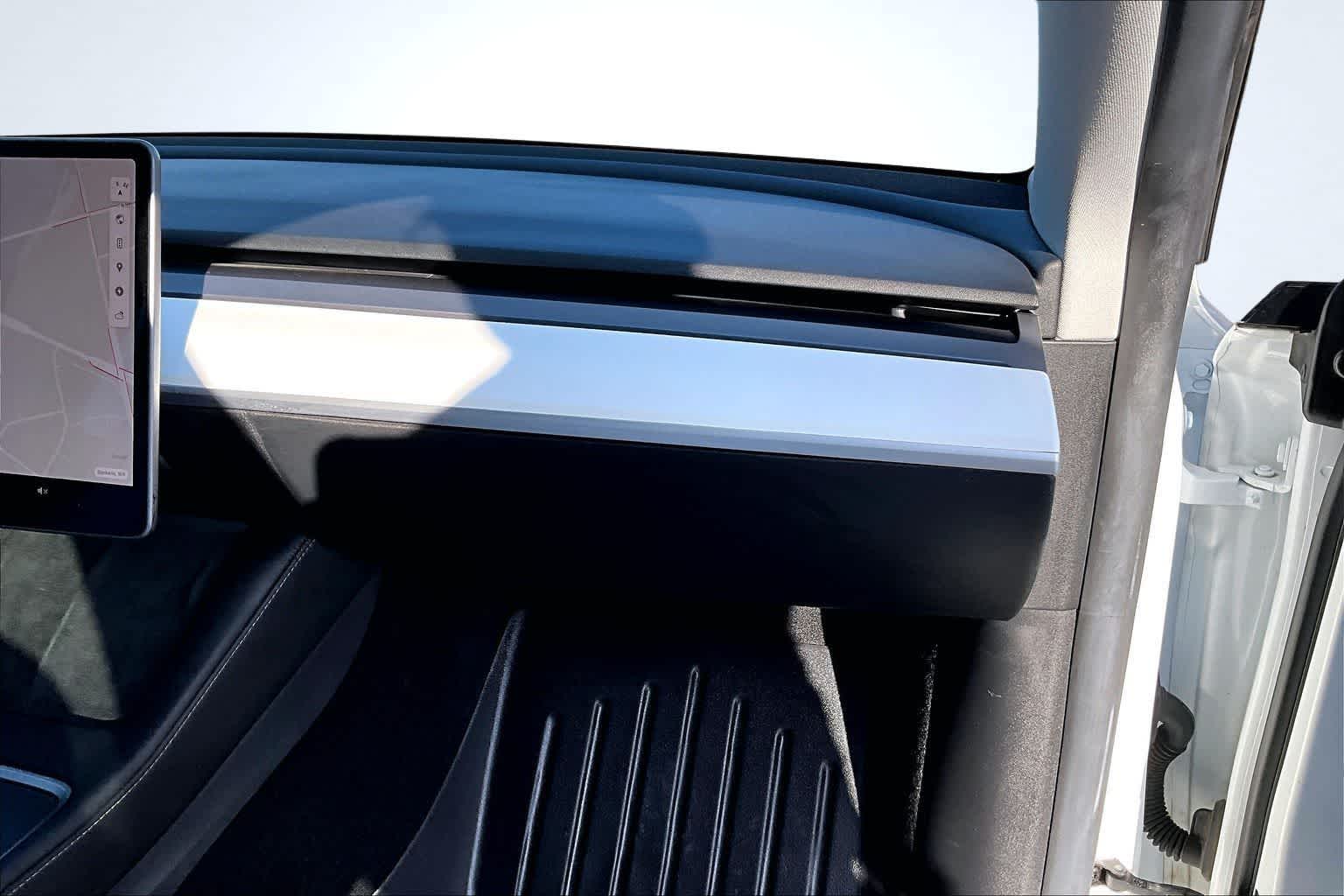 Thumbnail: 2021 Tesla Model Y - 23