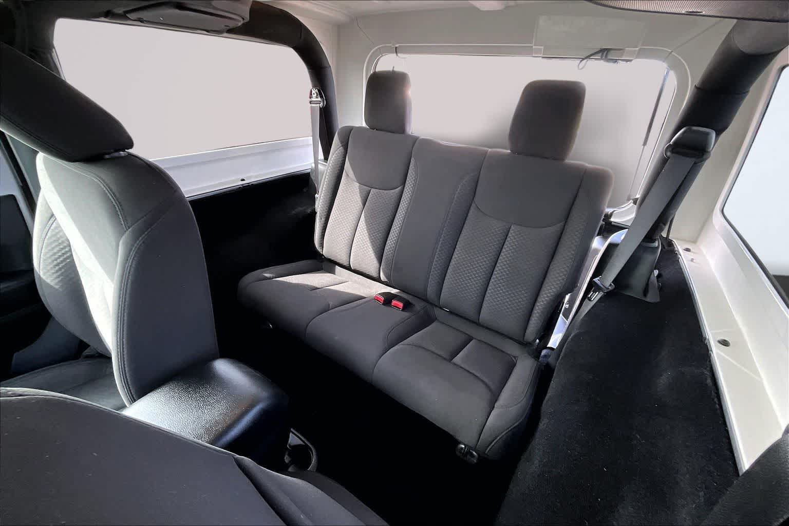 Thumbnail: 2017 Jeep Wrangler - 13