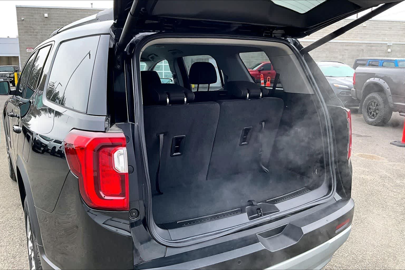 Thumbnail: 2023 GMC Acadia - 19