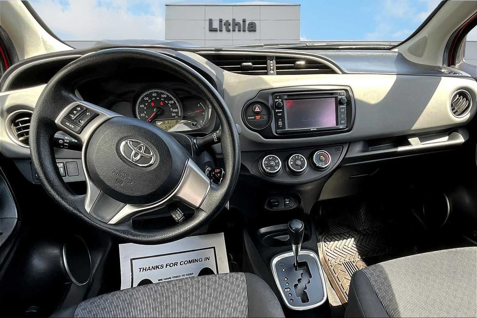Thumbnail: 2016 Toyota Yaris - 9