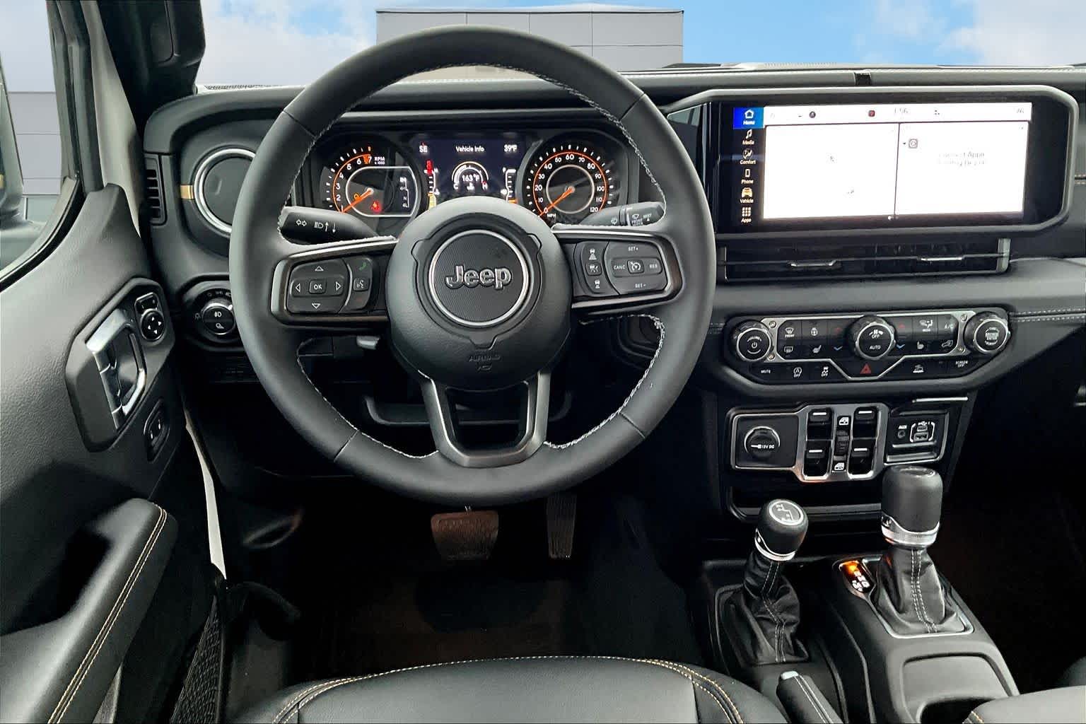 Thumbnail: 2025 Jeep Gladiator - 15