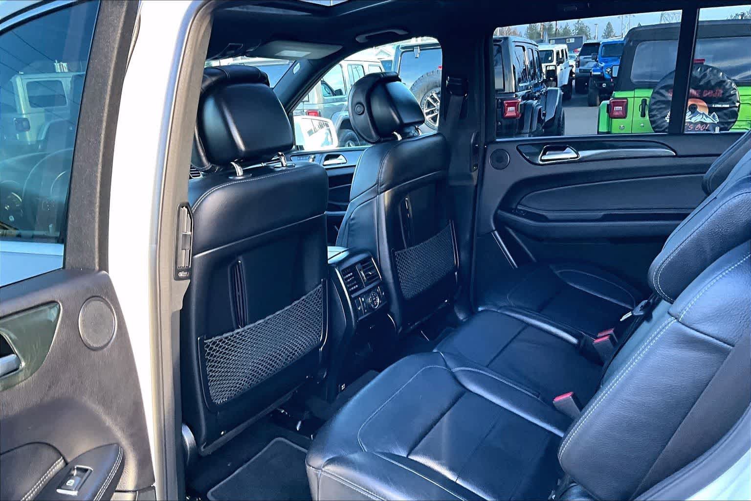 Thumbnail: 2019 Mercedes-Benz GLS - 12