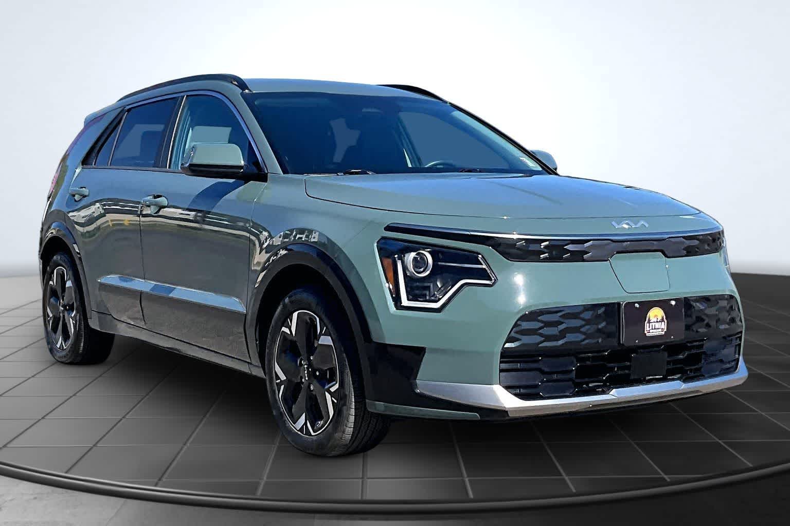 Thumbnail: 2024 Kia Niro - 22
