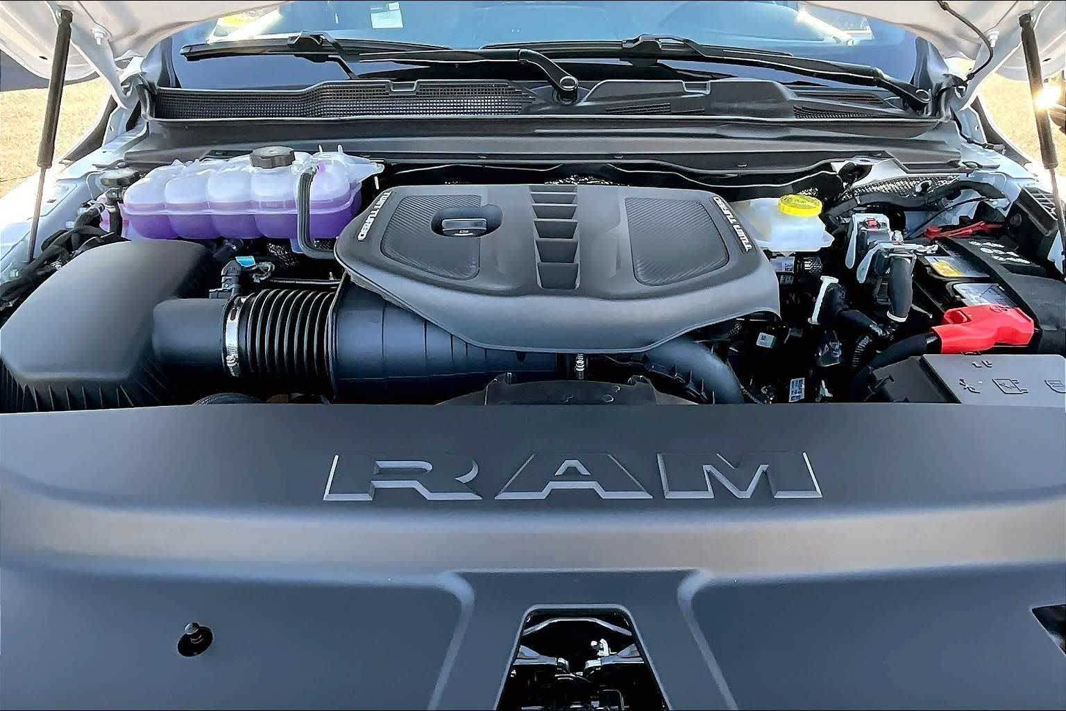 Thumbnail: 2026 RAM 1500 - 9