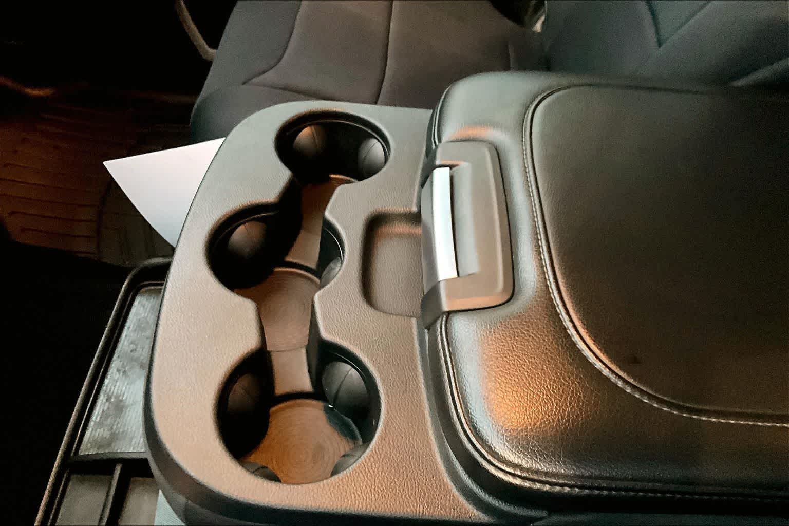 Thumbnail: 2021 RAM 1500 Classic - 17