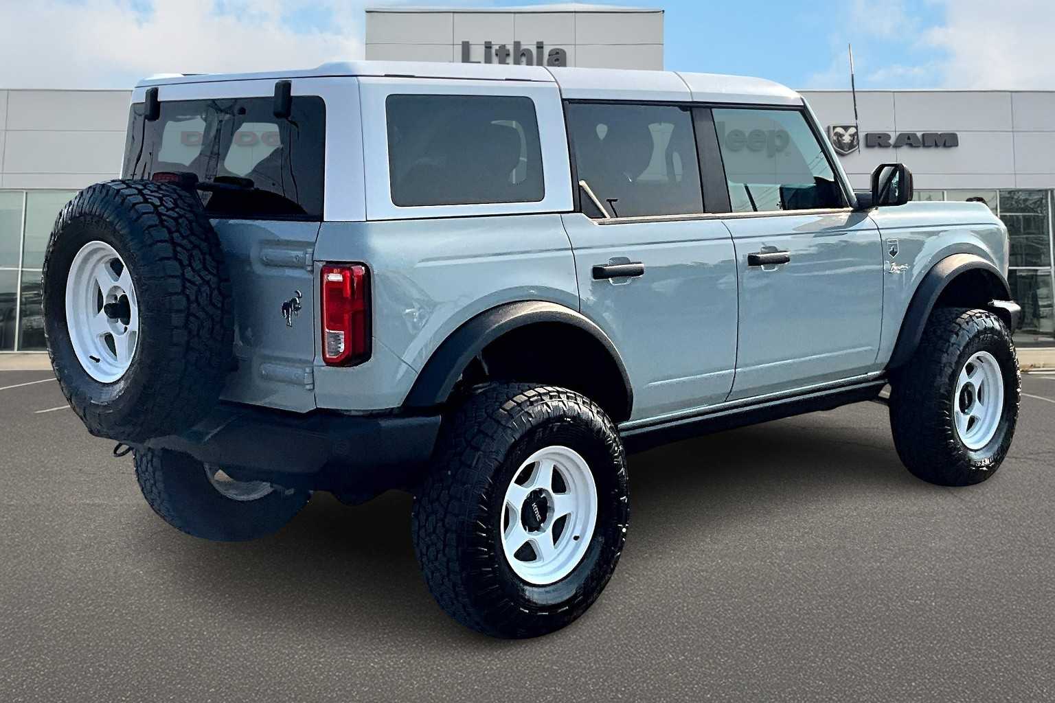 Thumbnail: 2021 Ford Bronco - 22