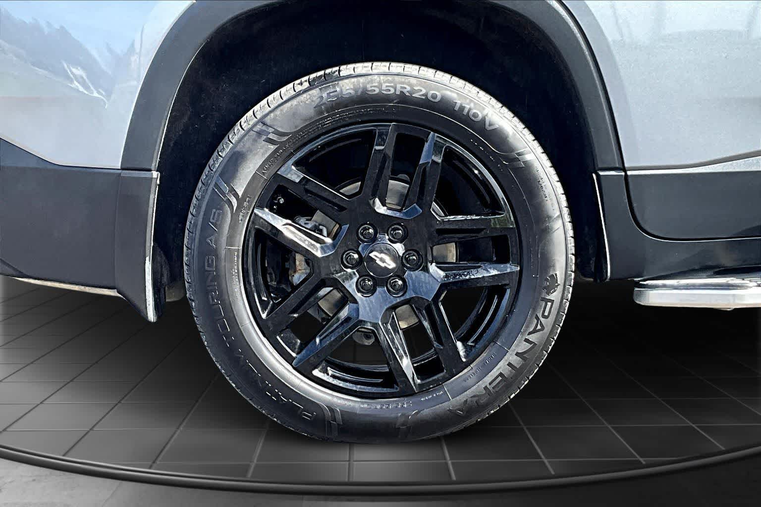 Thumbnail: 2020 Chevrolet Traverse - 36