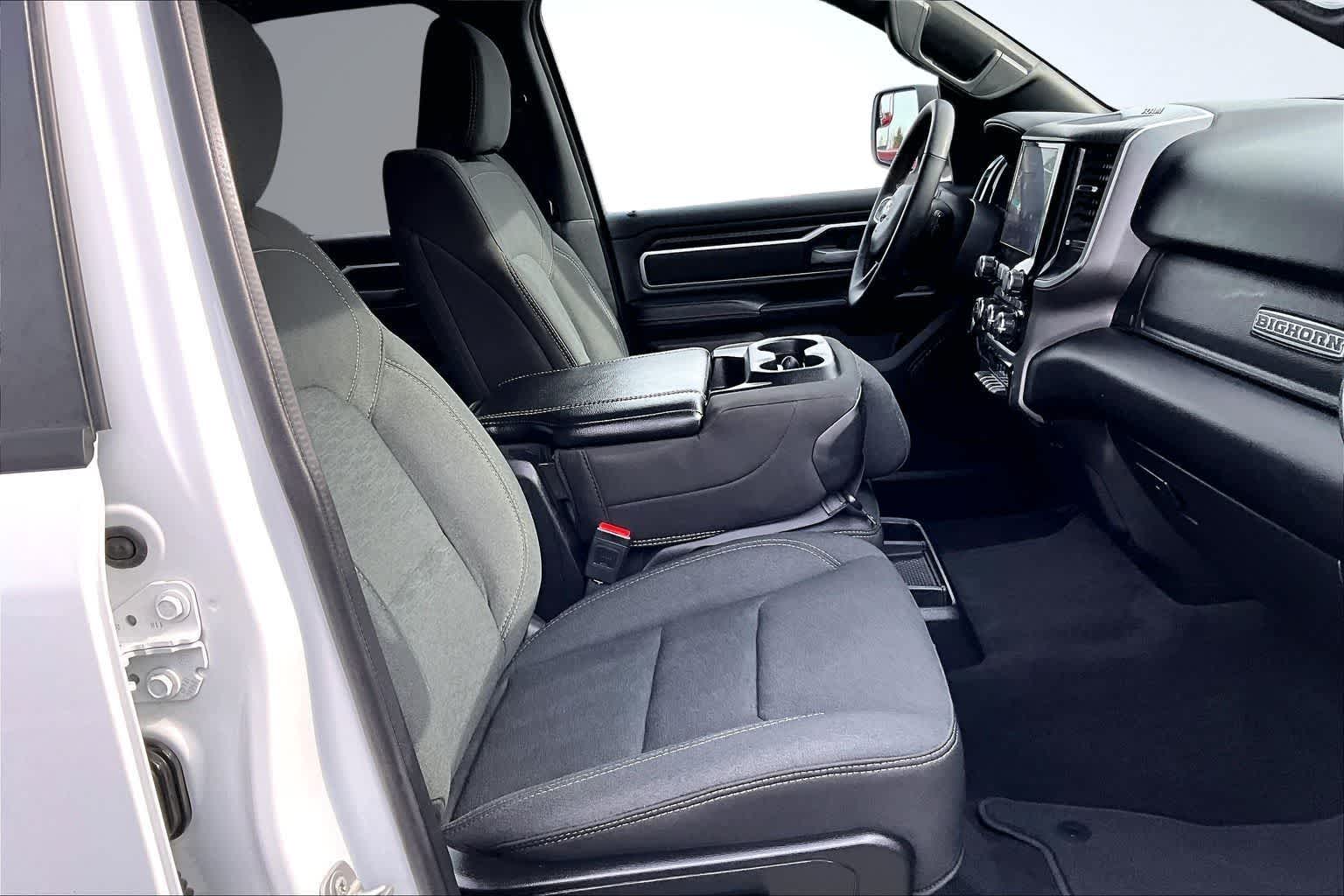 Thumbnail: 2025 RAM 1500 - 14