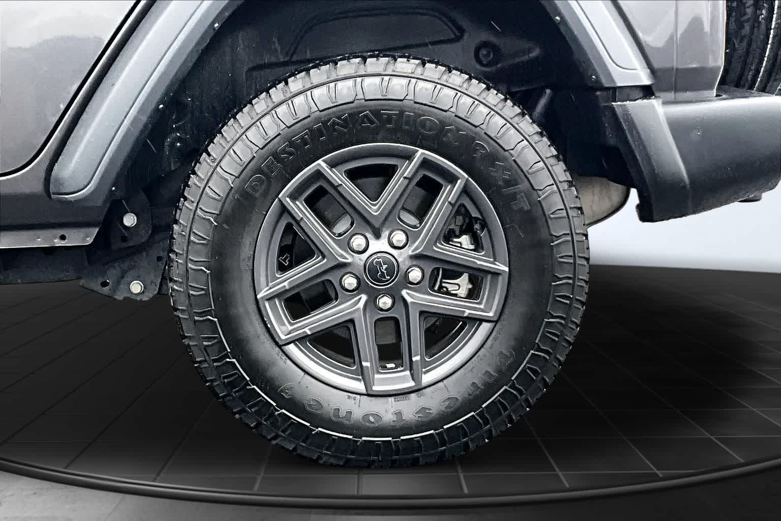 Thumbnail: 2024 Jeep Wrangler - 36