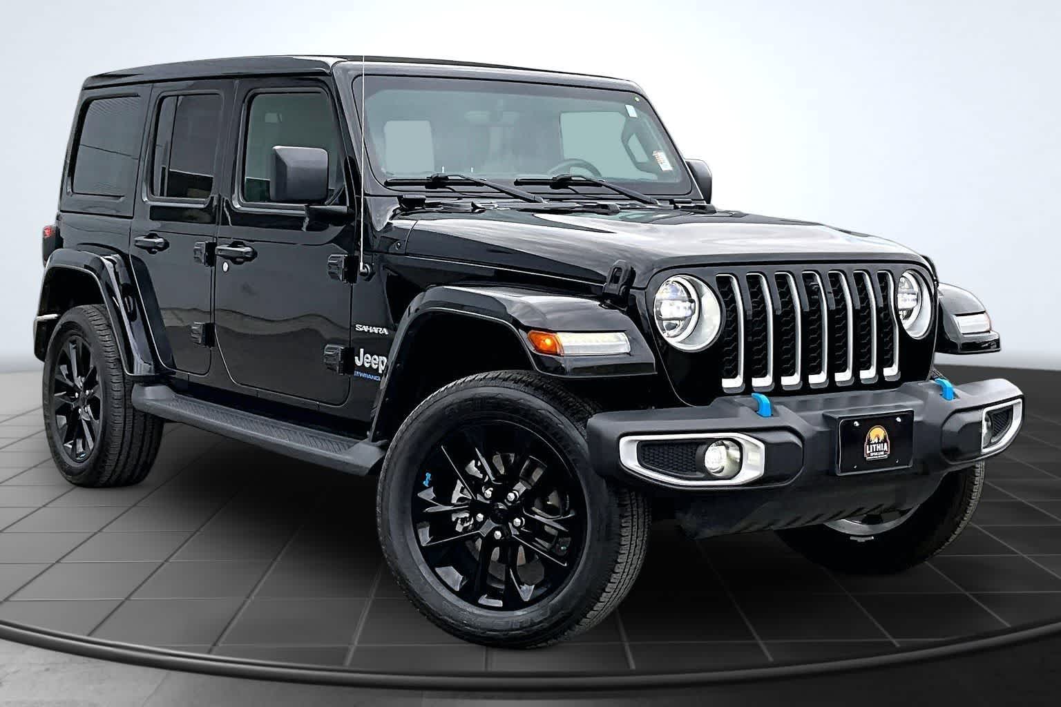 Thumbnail: 2023 Jeep Wrangler - 21