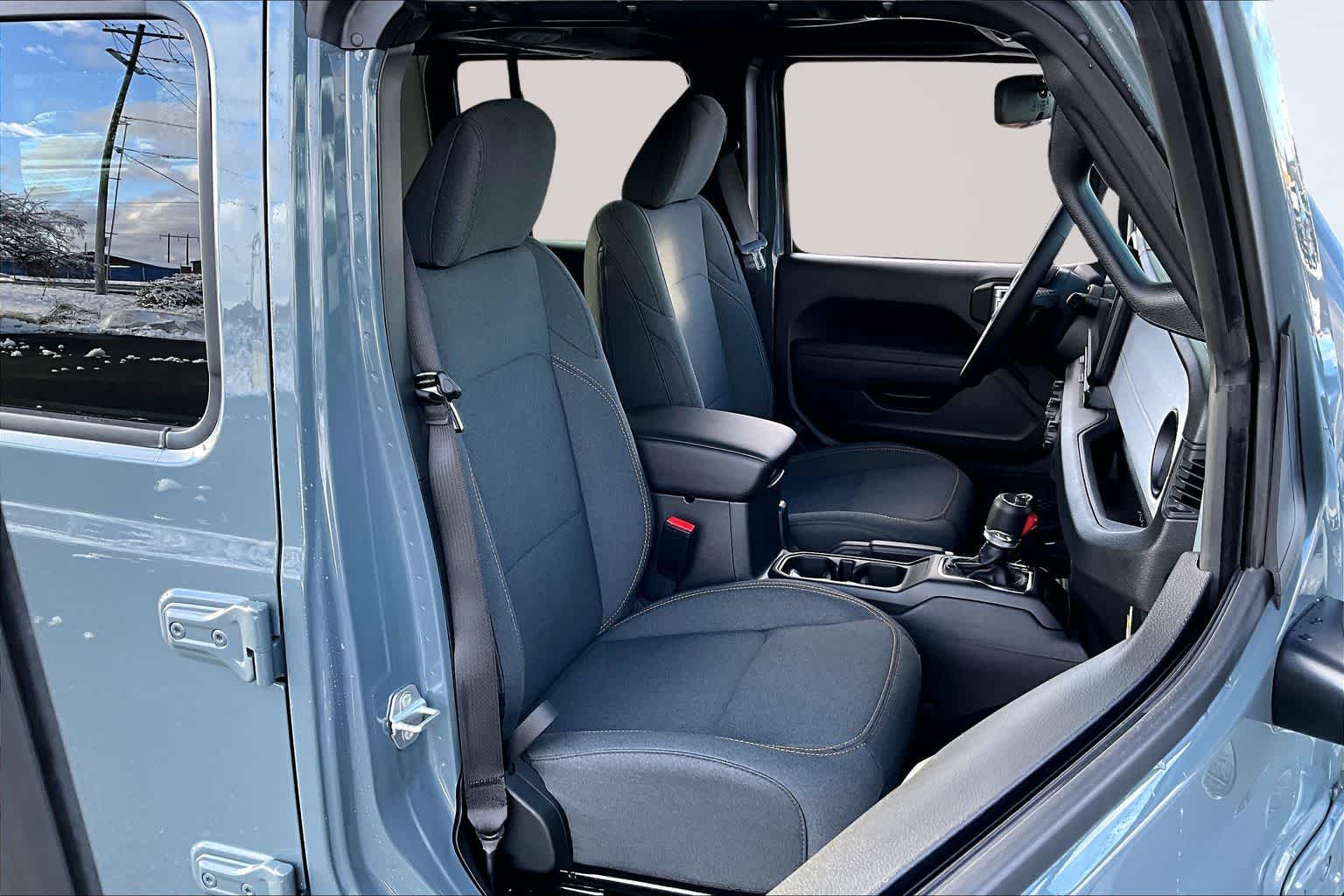 Thumbnail: 2026 Jeep Gladiator - 14