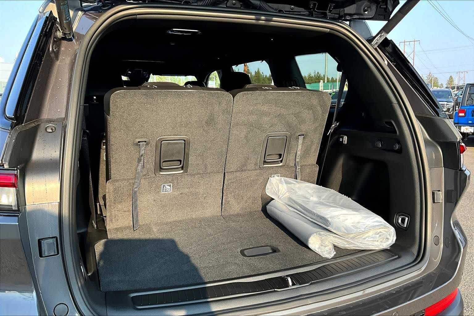 Thumbnail: 2025 Jeep Grand Cherokee L - 20