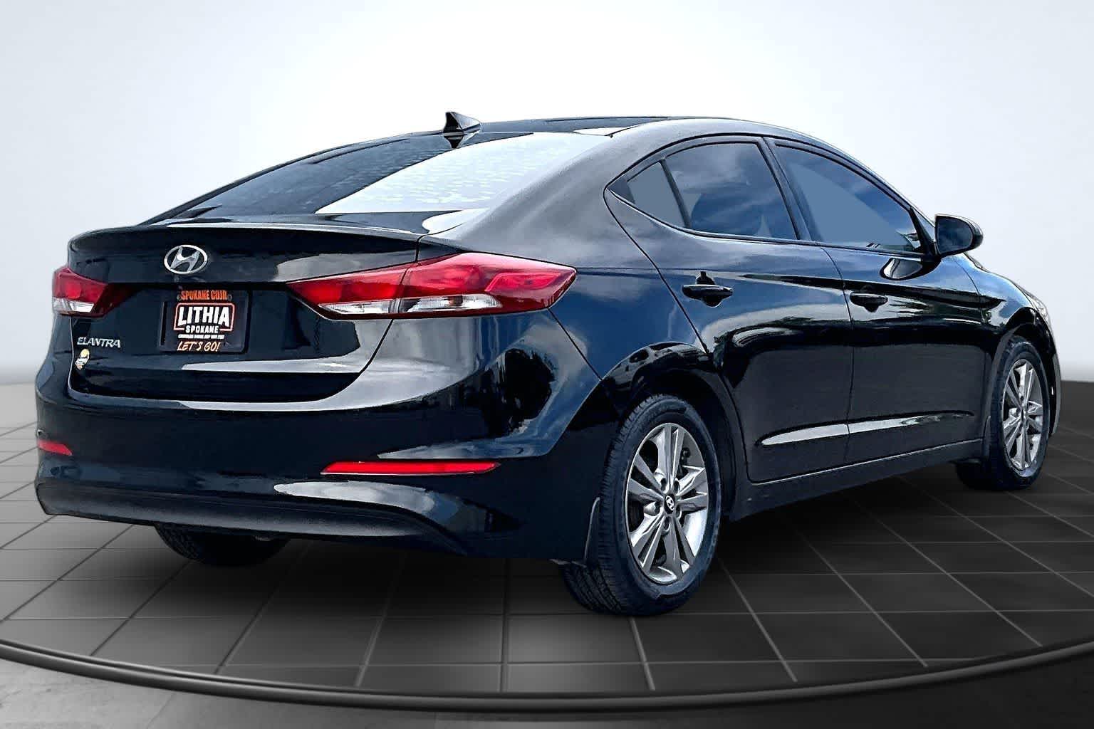 Thumbnail: 2017 Hyundai Elantra - 23