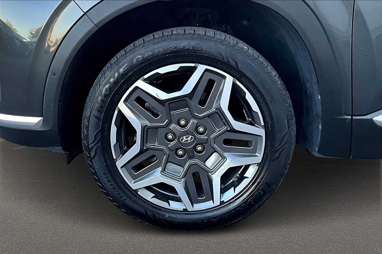 Thumbnail: 2023 Hyundai Santa Fe - 8