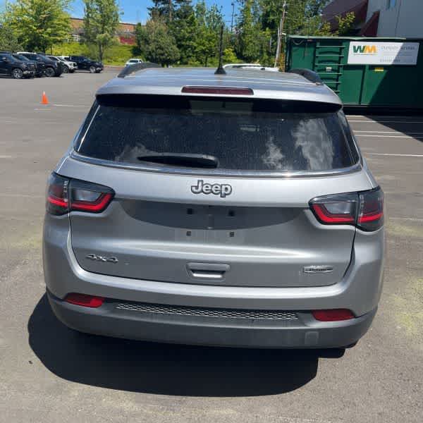 Thumbnail: 2022 Jeep Compass - 3