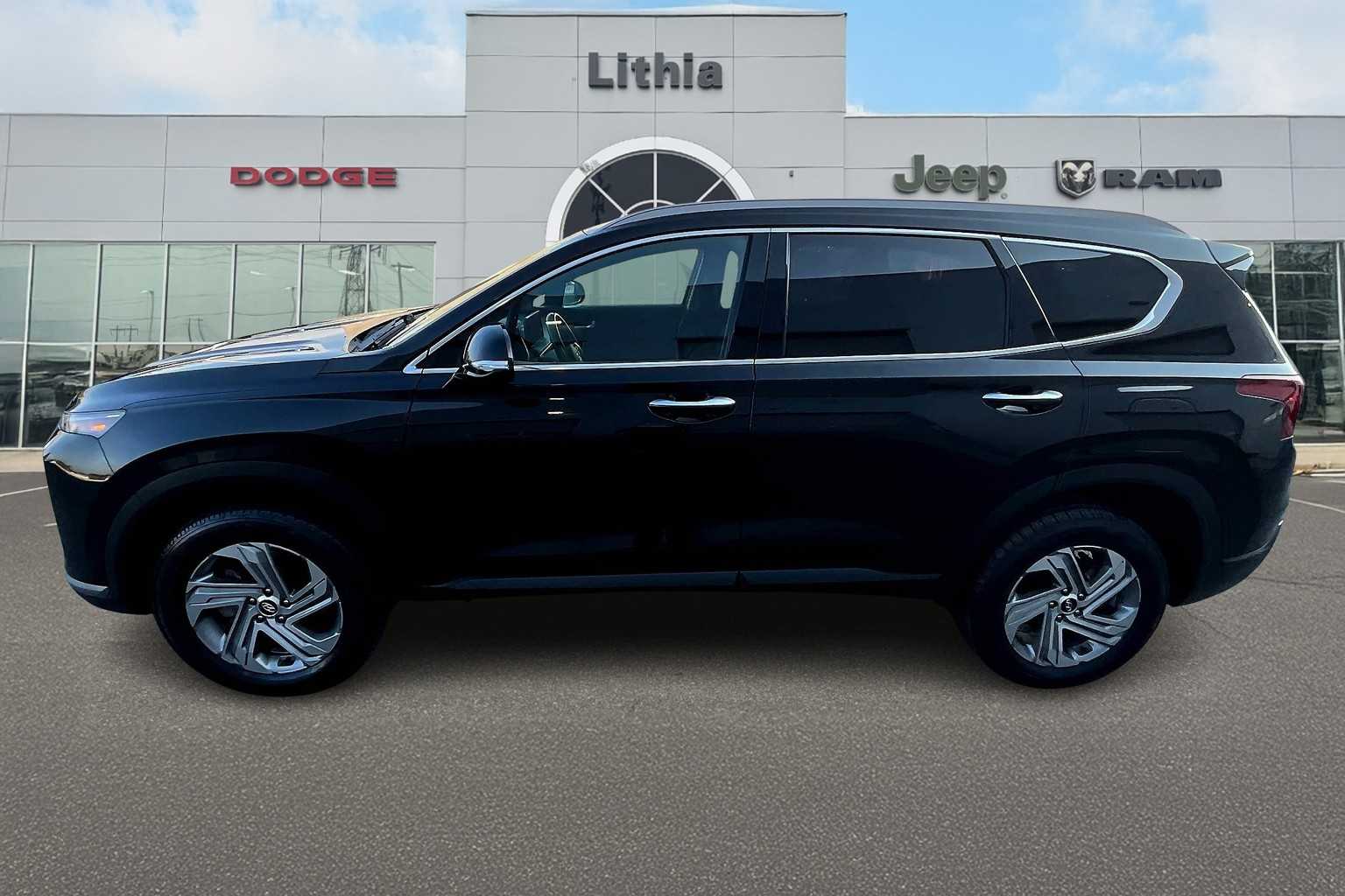 2023 Hyundai Santa Fe SEL photo 3
