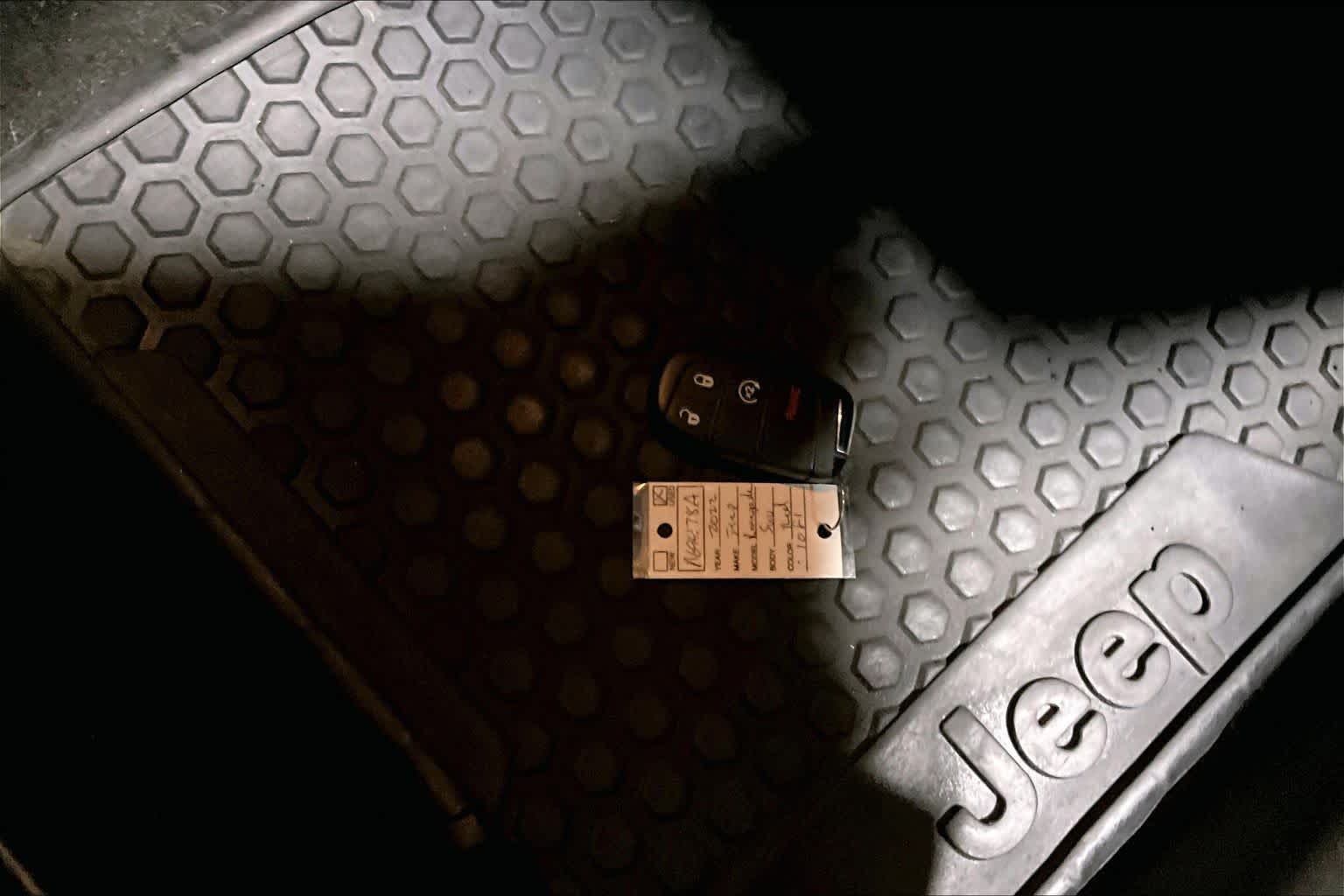 Thumbnail: 2022 Jeep Renegade - 20