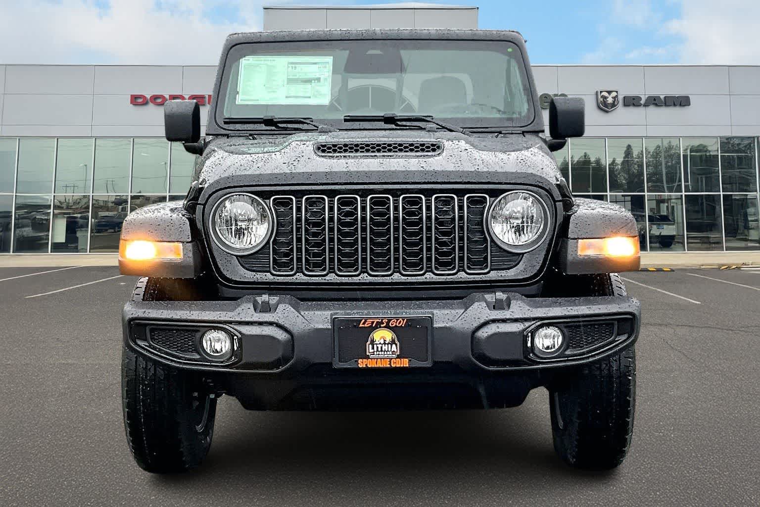 Thumbnail: 2026 Jeep Gladiator - 6