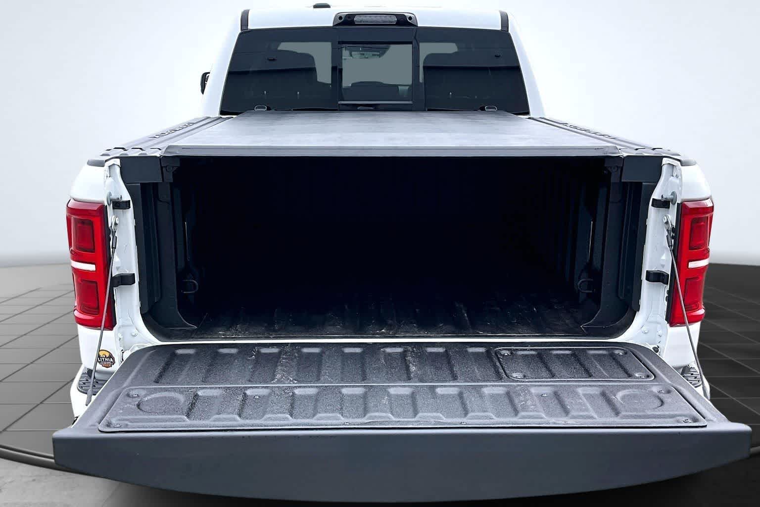 Thumbnail: 2026 RAM 1500 - 19