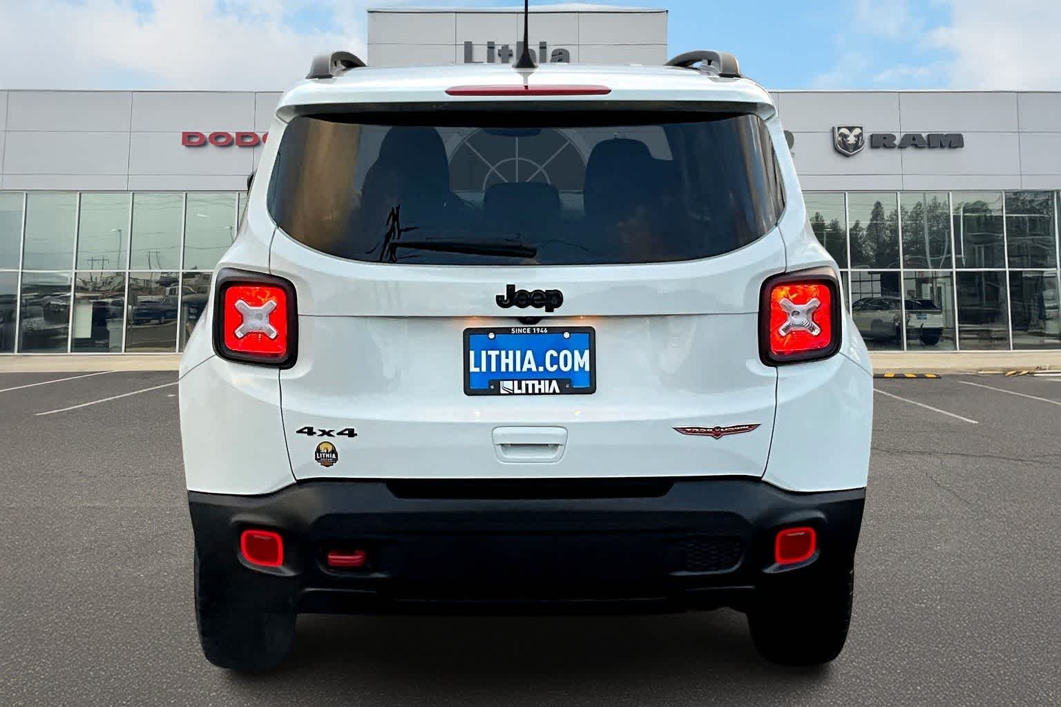 Thumbnail: 2023 Jeep Renegade - 5