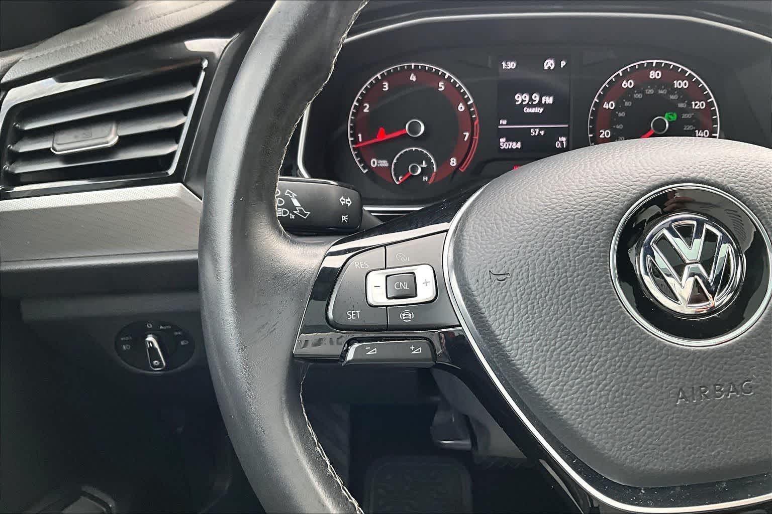 Thumbnail: 2021 Volkswagen Jetta - 25