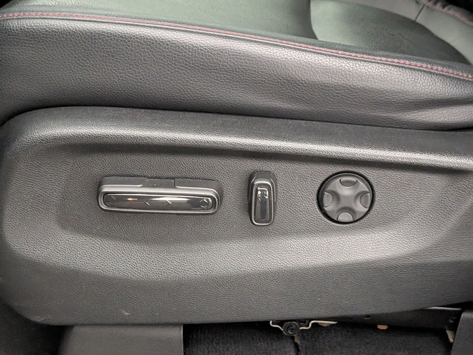 Thumbnail: 2023 Honda Odyssey - 18