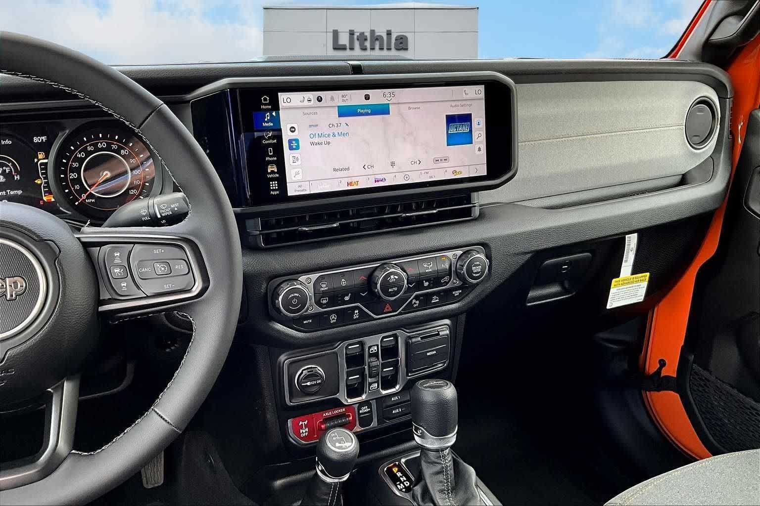 Thumbnail: 2025 Jeep Gladiator - 17