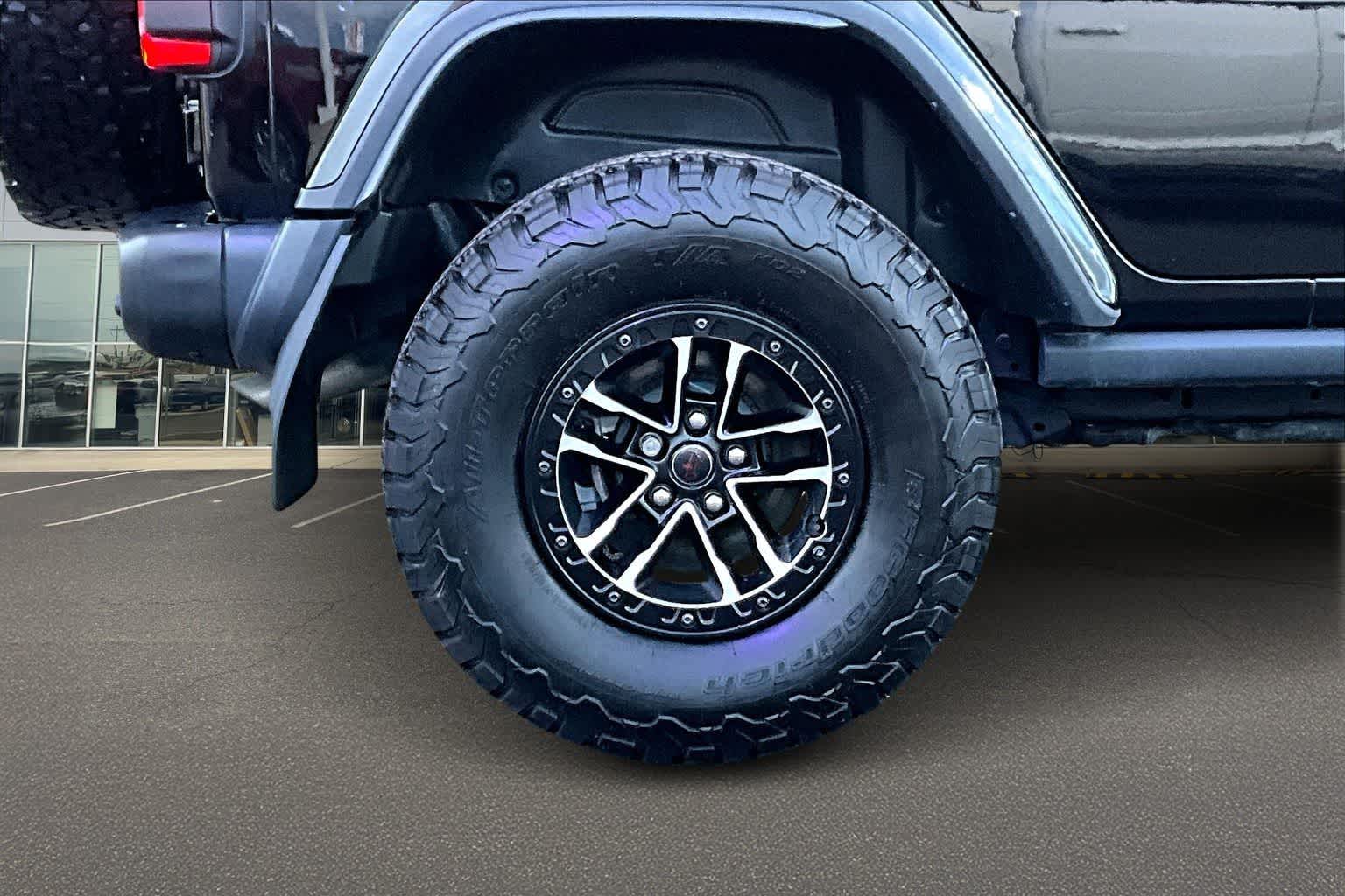 Thumbnail: 2024 Jeep Wrangler - 36