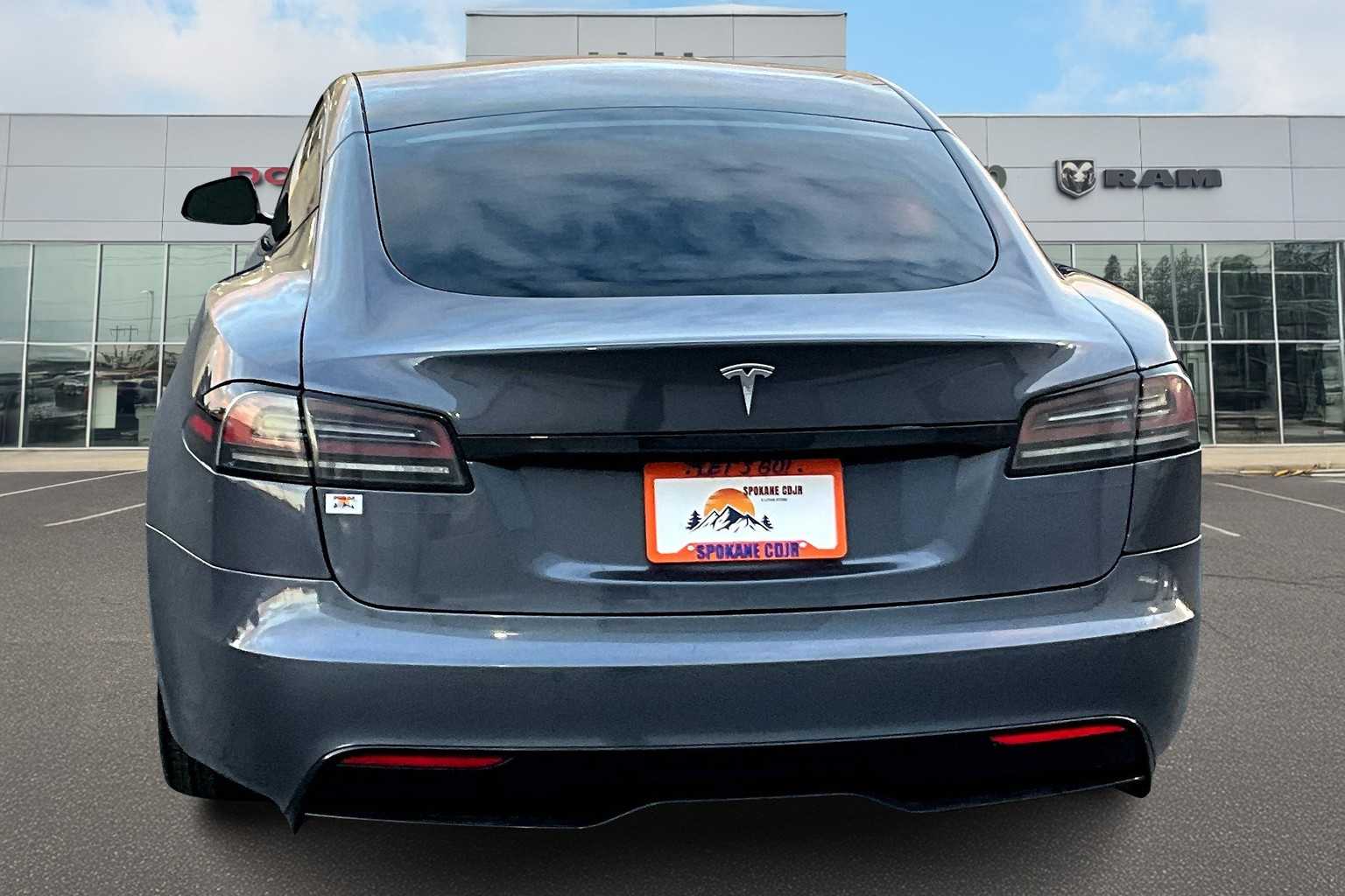 Thumbnail: 2022 Tesla Model S - 5