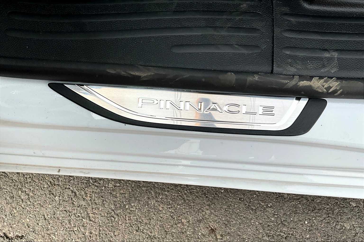 Thumbnail: 2026 Chrysler Pacifica - 7