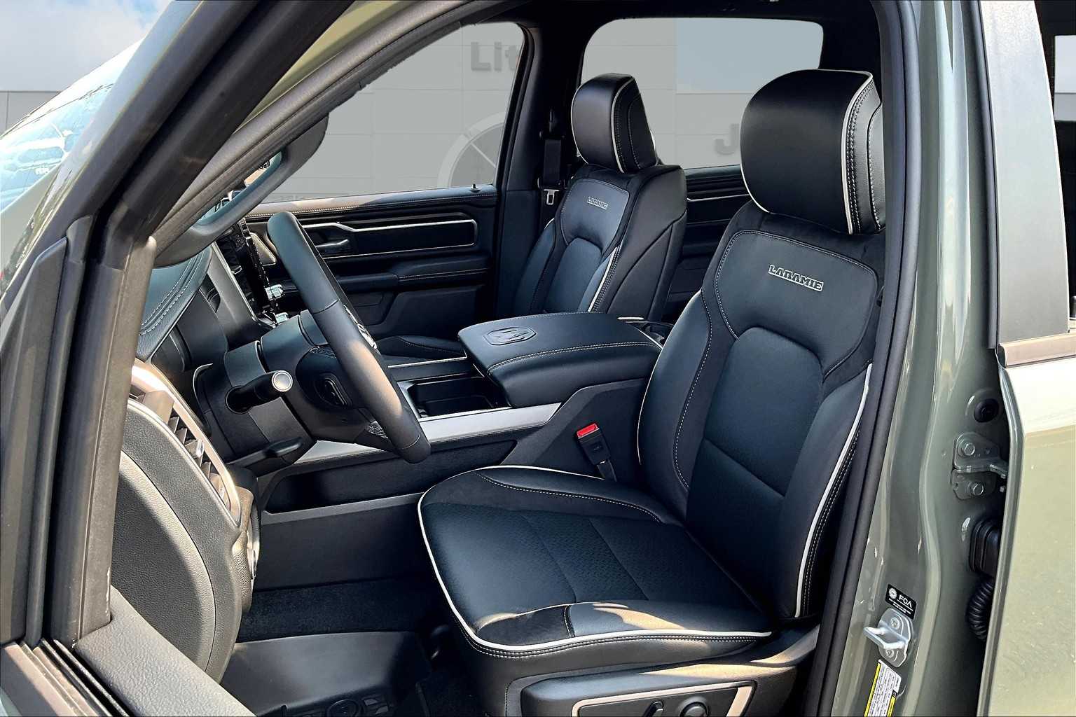 Thumbnail: 2026 RAM 1500 - 11