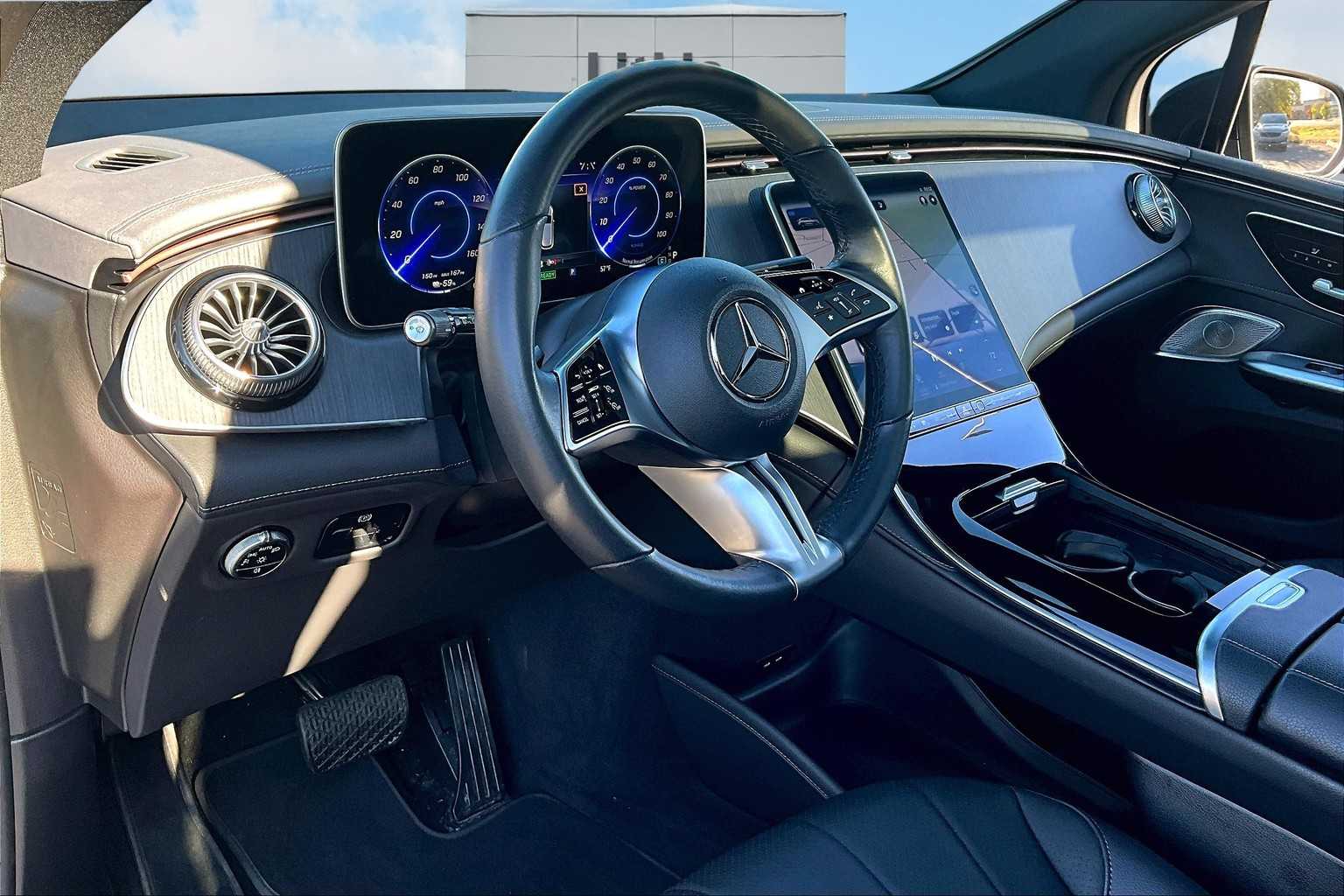 Thumbnail: 2023 Mercedes-Benz EQE - 2