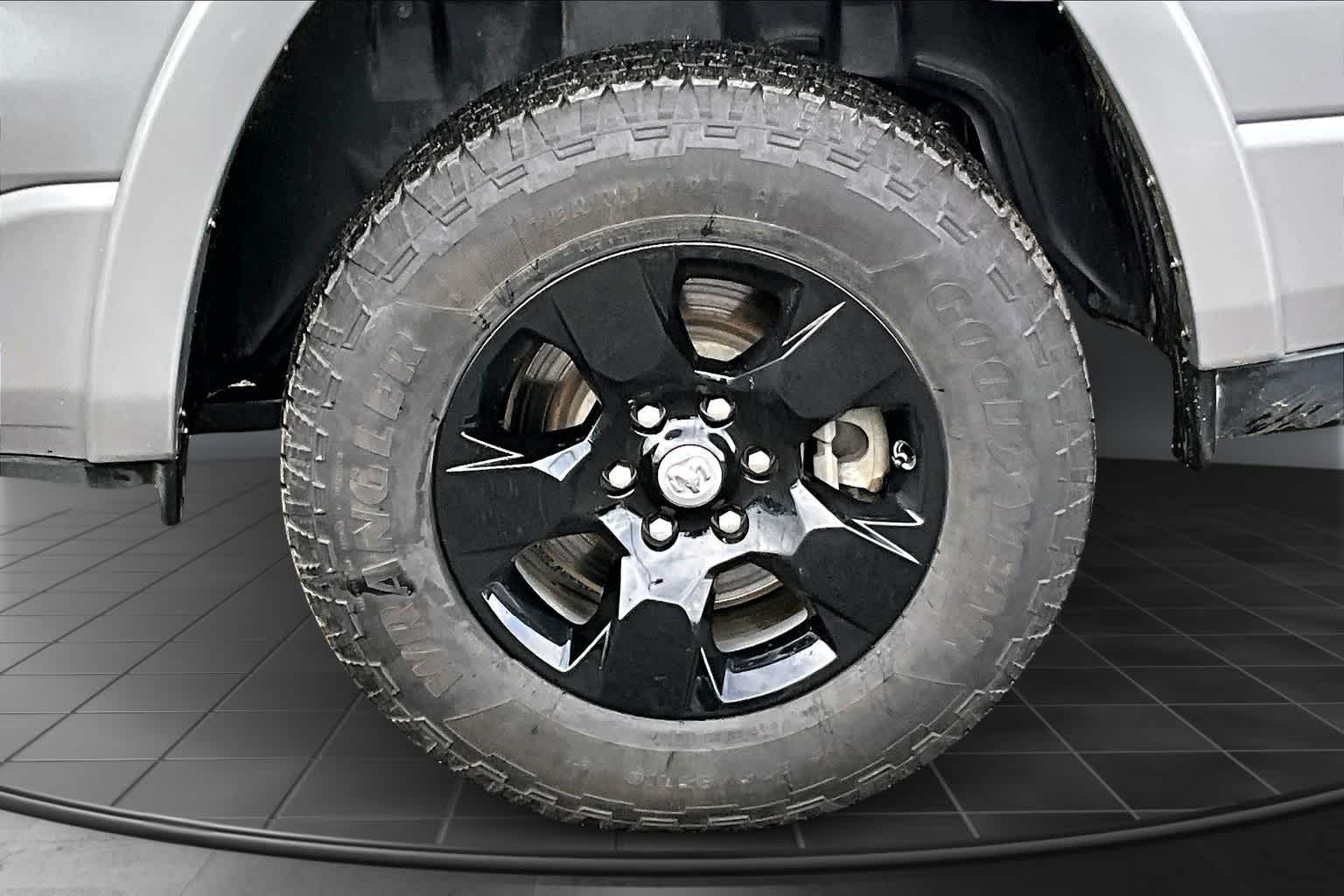 Thumbnail: 2025 RAM 1500 - 36