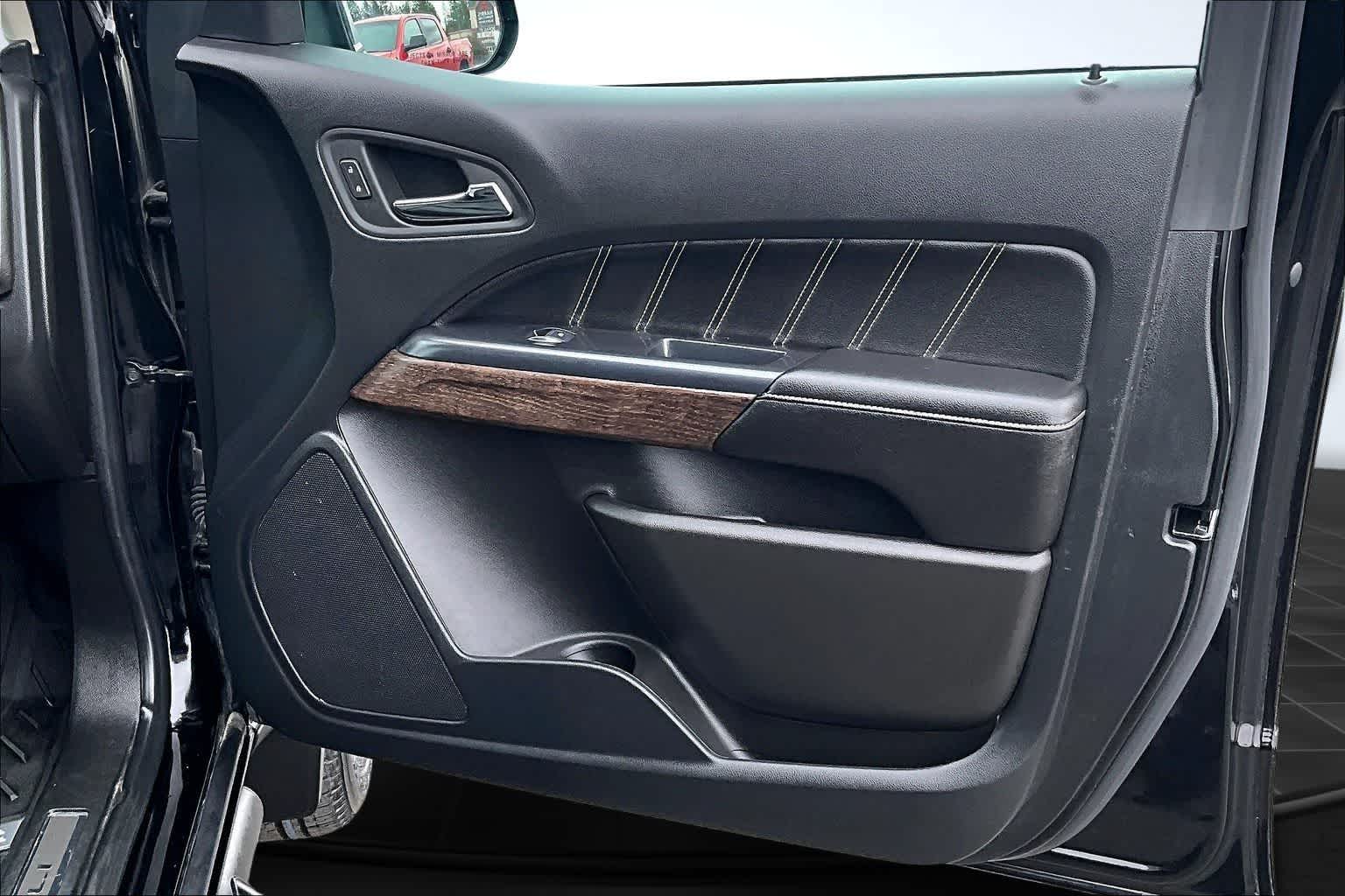 Thumbnail: 2022 GMC Canyon - 29